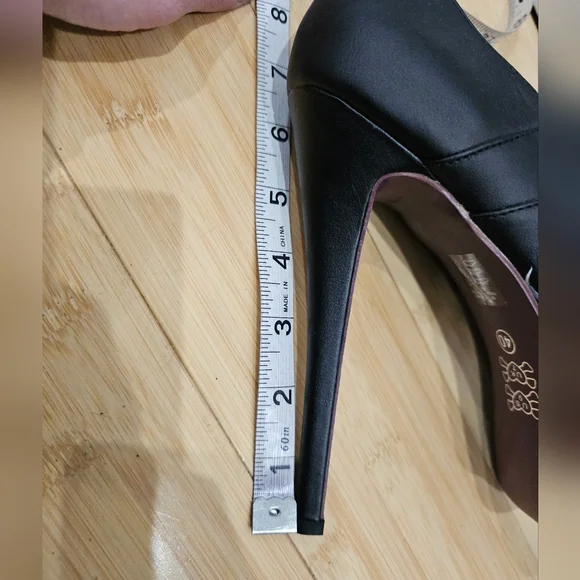 RARE IRON FIST Black Punk Goth Skull Floral Platform Lace Up High Heel Shoes 9 - Picture 12 of 14